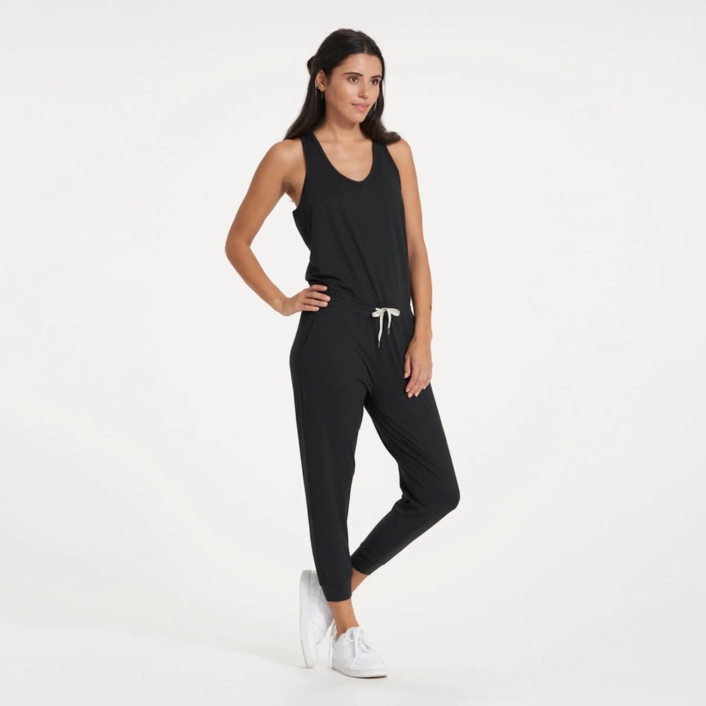 Vuori NWT Jumpsuit Size Small FREE SHIPPING